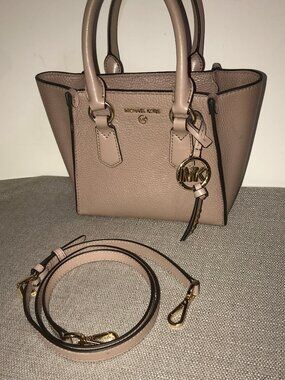Michael Kors Kris Small Satchel in Fawn/Soft Pink